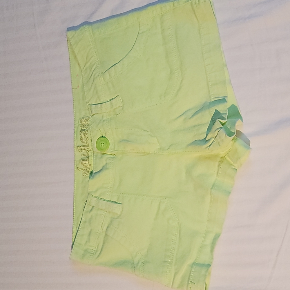 Wallflower Shorts